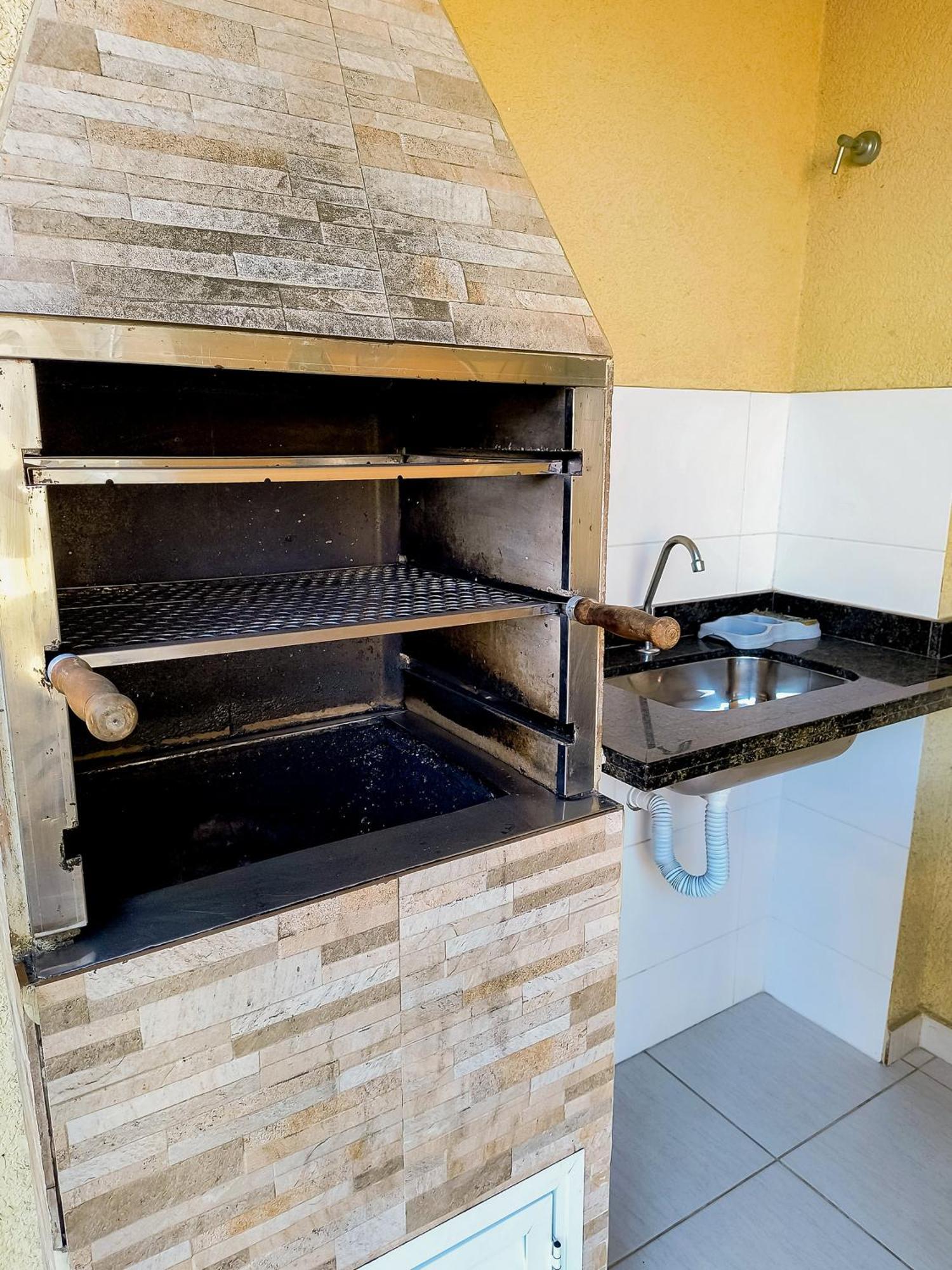 Apartamento Apto Espacoso No Itagua | Varanda Gourmet | Ar-condicionado | Piscina Externa Ubatuba
